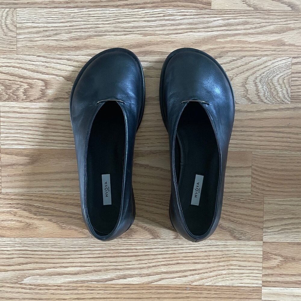 Hvoya Sunlight Hardware-Detailed Leather Ballet Flats Size 8 / 38